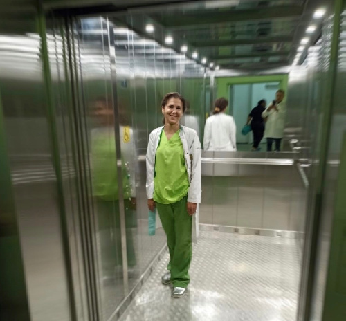 Новый современный лифт теперь радует пациентов и врачей нашей больницы
